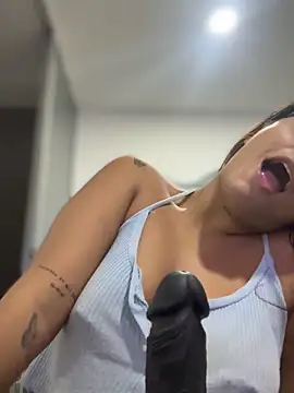 Kaily_Sweet16のライブXXXチャット