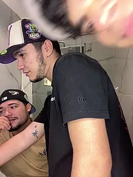 TheBatMansion's Live XXX Chat