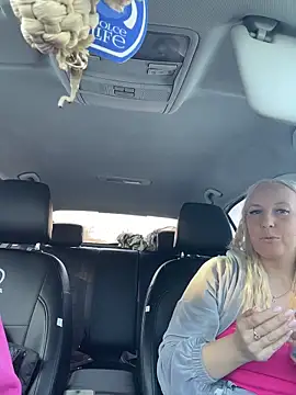 Chat +18 de MerlinDave ao vivo