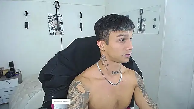 Leonard_Priceのウェブカメラショー