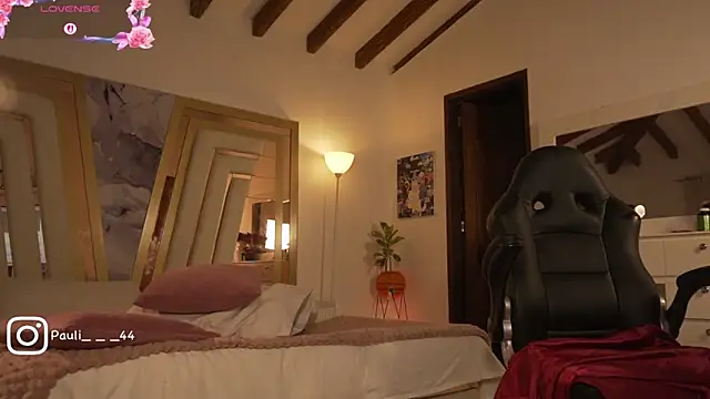 Miaa_k7 – Naživo XXX chat