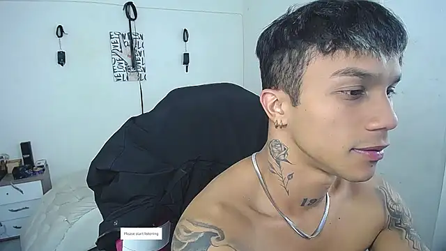 Leonard_Priceのウェブカメラショー