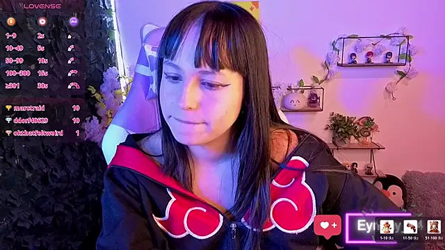 Eymmy_24 在線直播表演