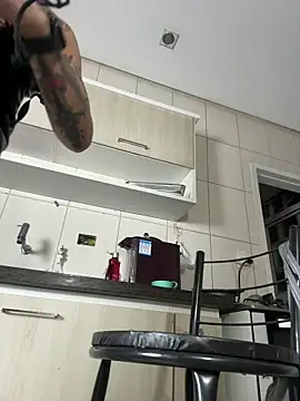 Chat +18 de Nikatsu ao vivo