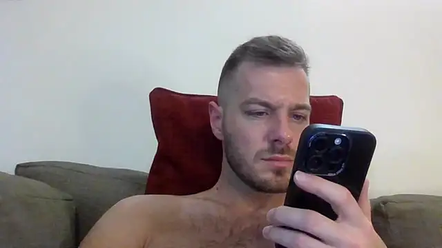 Chatroom XXX en direct de cheekycherryx