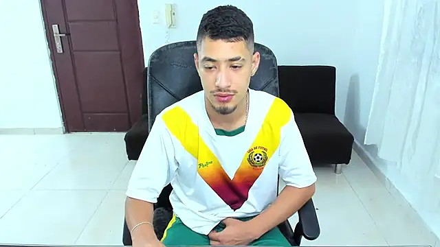 Chandler_ken Chat XXX in diretta