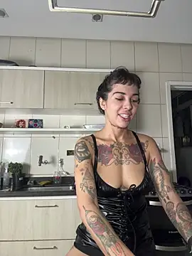 Show de Nikatsu na webcam