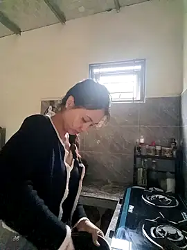 Živý XXX chat Jun-Mzzz