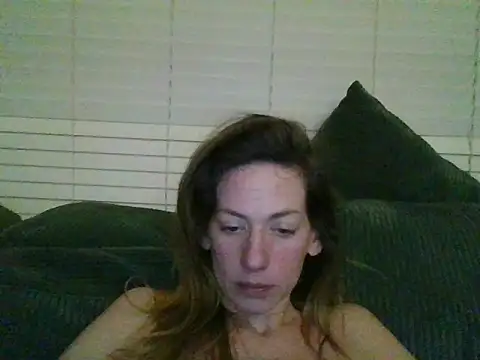 Pokazy przed kamerką – RhodesXO