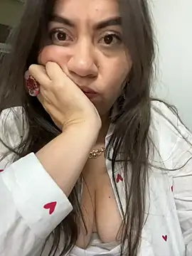 Iam__Cristal Chat XXX live