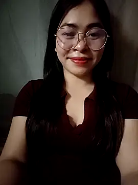 Caniroom_bia's Live XXX Chat