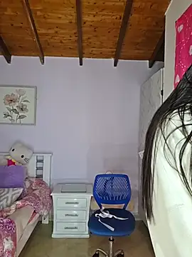 Pokazy przed kamerką – Princess_AliciaVellami