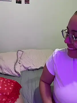 Chat XXX ao vivo de tuli_aily