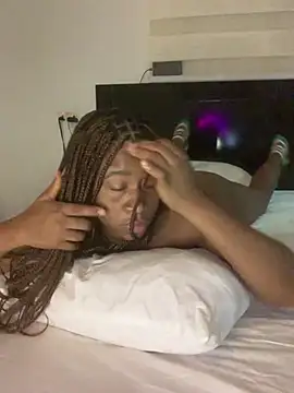 Chat +18 de MISSMAYSROOM ao vivo