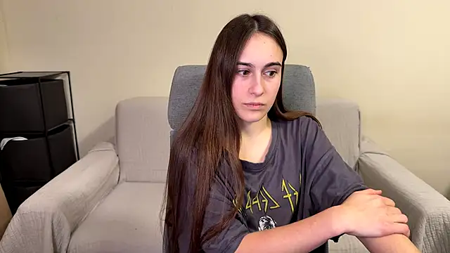 Chatroom XXX en direct de AliceKolltt