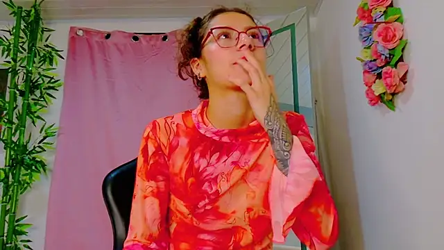 Živý XXX chat scarlet-jonesx