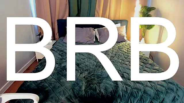 Czat XXX na żywo – Kira_G0ld