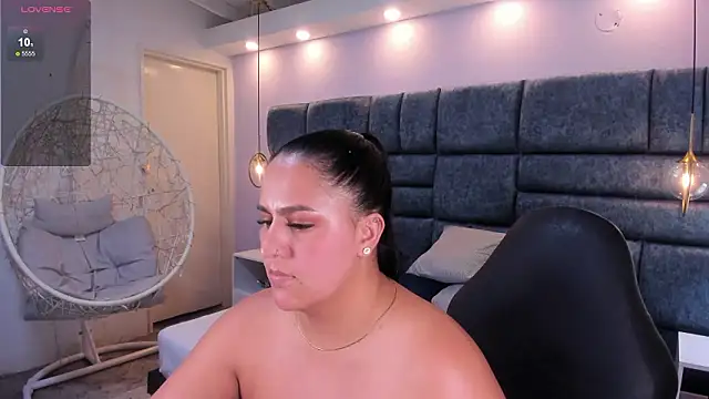 katleya_lewiis Chat XXX live