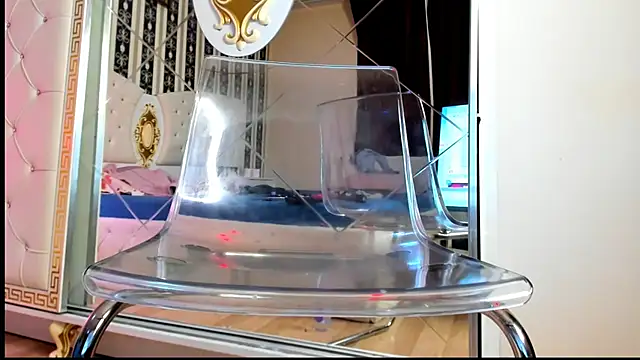 Aidasina Adlı Modelin Canlı XXX Sohbeti