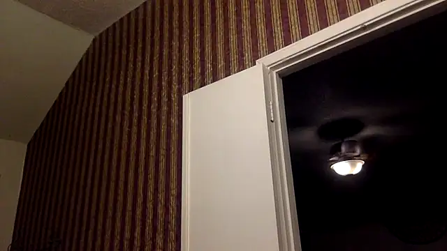 StuntingSpunMarine69 现场XXX聊天