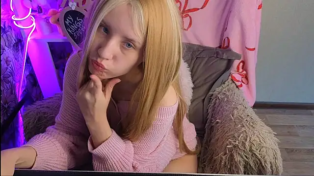 sarakaell's Live XXX Chat