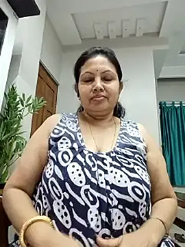 Chat +18 de MERY_ZINTA ao vivo