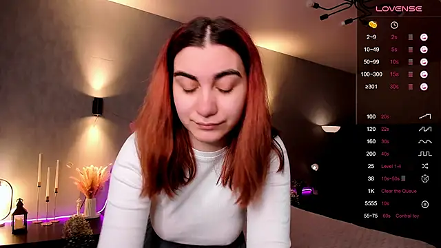 Chat +18 de hannacheekss_ ao vivo