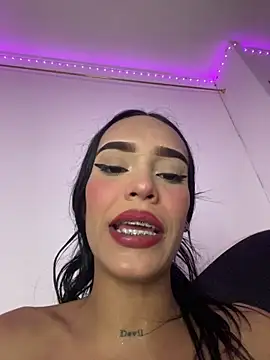 Chat +18 de Exotic_girl666 ao vivo