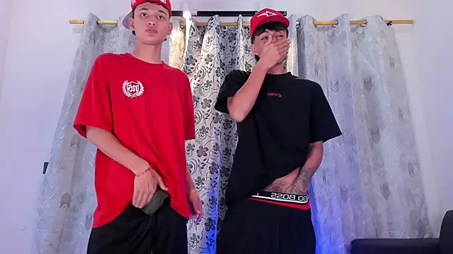 Show modela stiven_24cm na web-kameri