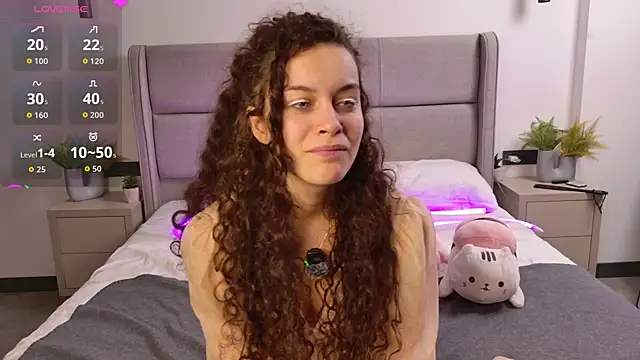 Show modela Luna_Starlight na web-kameri