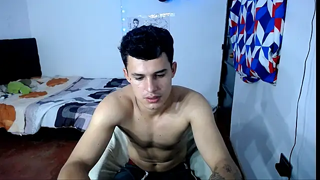 Czat XXX na żywo – freddy_romas