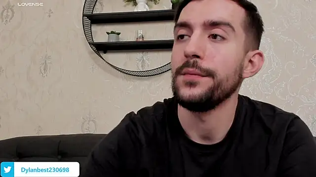 Czat XXX na żywo – Dylan_Best