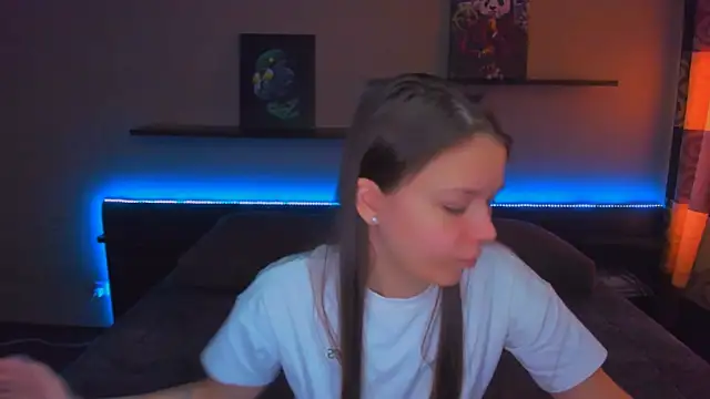 AlexaBarkleyのライブXXXチャット