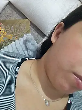 Beerrry 现场XXX聊天