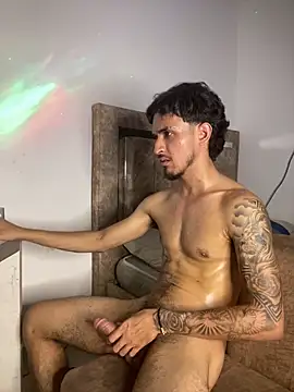 Kriss_Edwards' Live XXX Chat