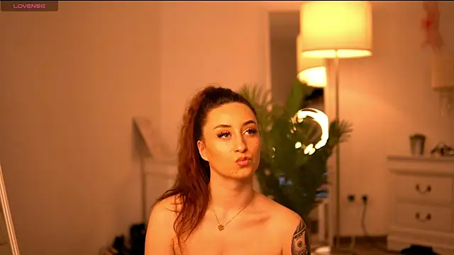 Chat XXX ao vivo de AuraM00n