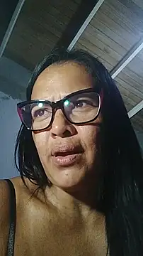 Xoticxenax Chat XXX in diretta