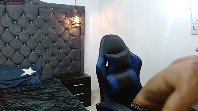 Онлайн чат XXX luka_big18