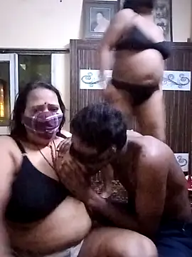 Show de LoveOnStream na webcam