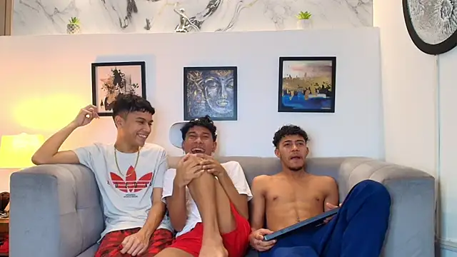 COUPLES_BOYS Live XXX-chat