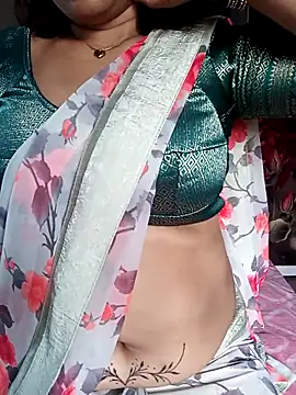 Sneha_gril Adlı Modelin Canlı XXX Sohbeti