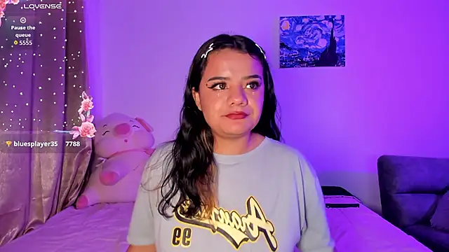 Shophie_thoopson élő XXX-chatje