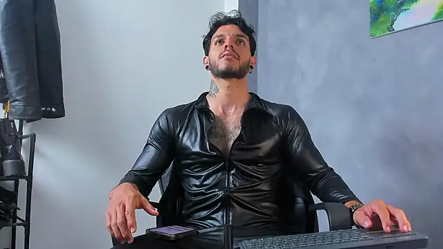 JuanBlade webcam show