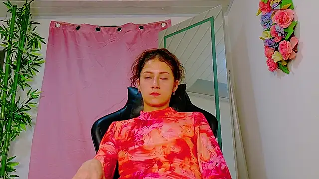 scarlet-jonesx: онлайн-секс-чат