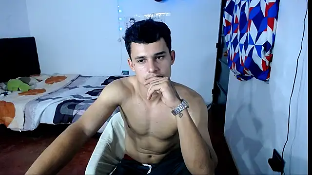 freddy_romas: онлайн-секс-чат