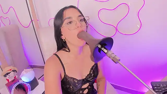 laana_foxx's Live XXX Chat