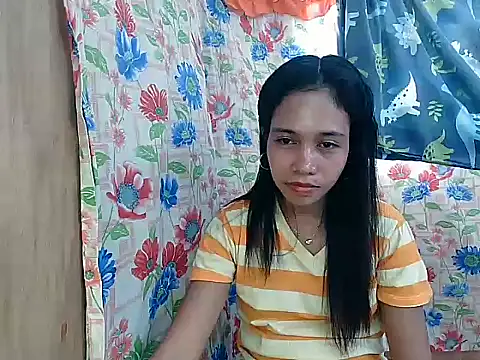 PinaySkinnyGirl: онлайн-секс-чат