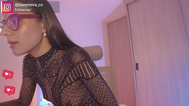 Chat XXX en directo de DanyNova_Co