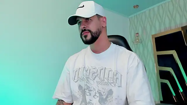 Онлайн ча т XXX Petesevans