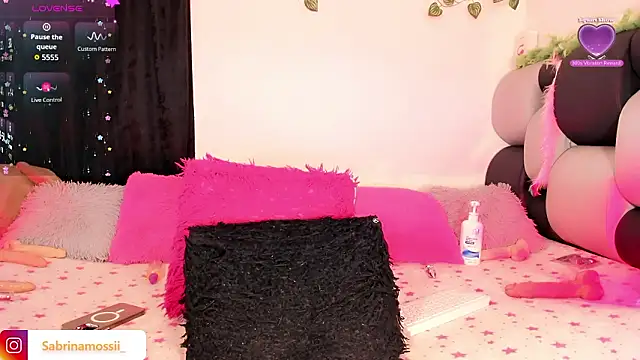 sabrinamossii Chat XXX live